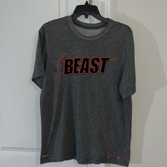 The Beast NIKE Swoosh Dri Fit Soft basketball football team collector T Shirt M - Picture 1 of 6